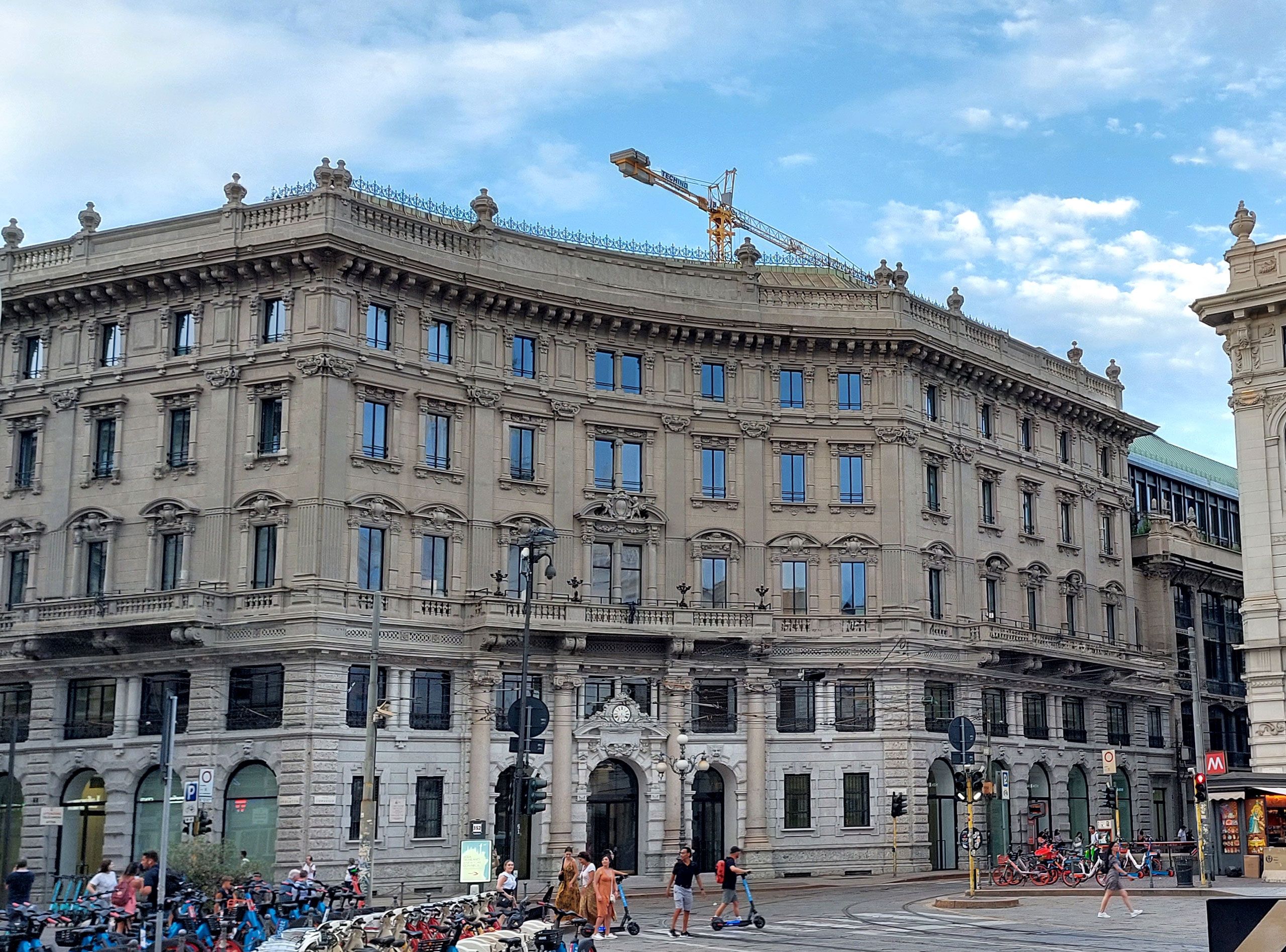 The Medelan complesso negozi ed uffici