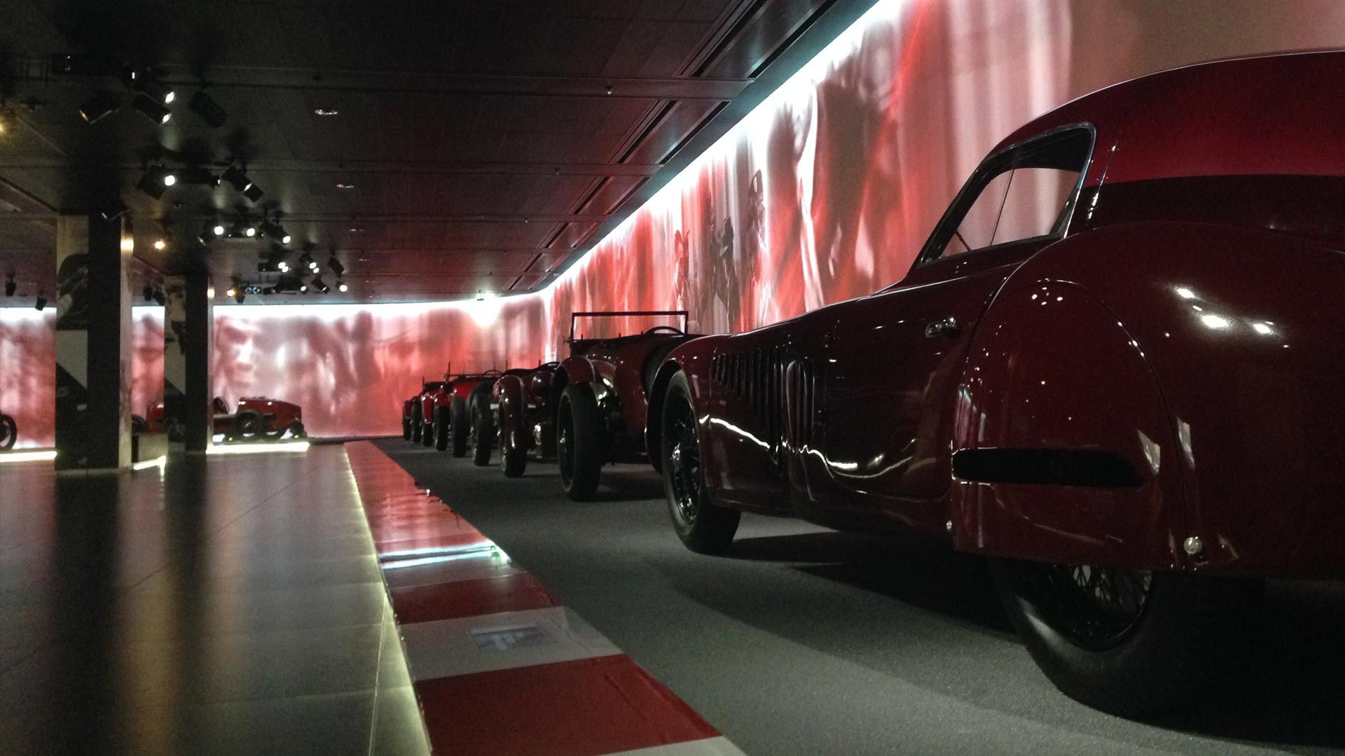 Museo storico Alfa Romeo sala esposizione